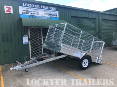 9 x 5ft Heavy Duty Box Trailer - side tilt